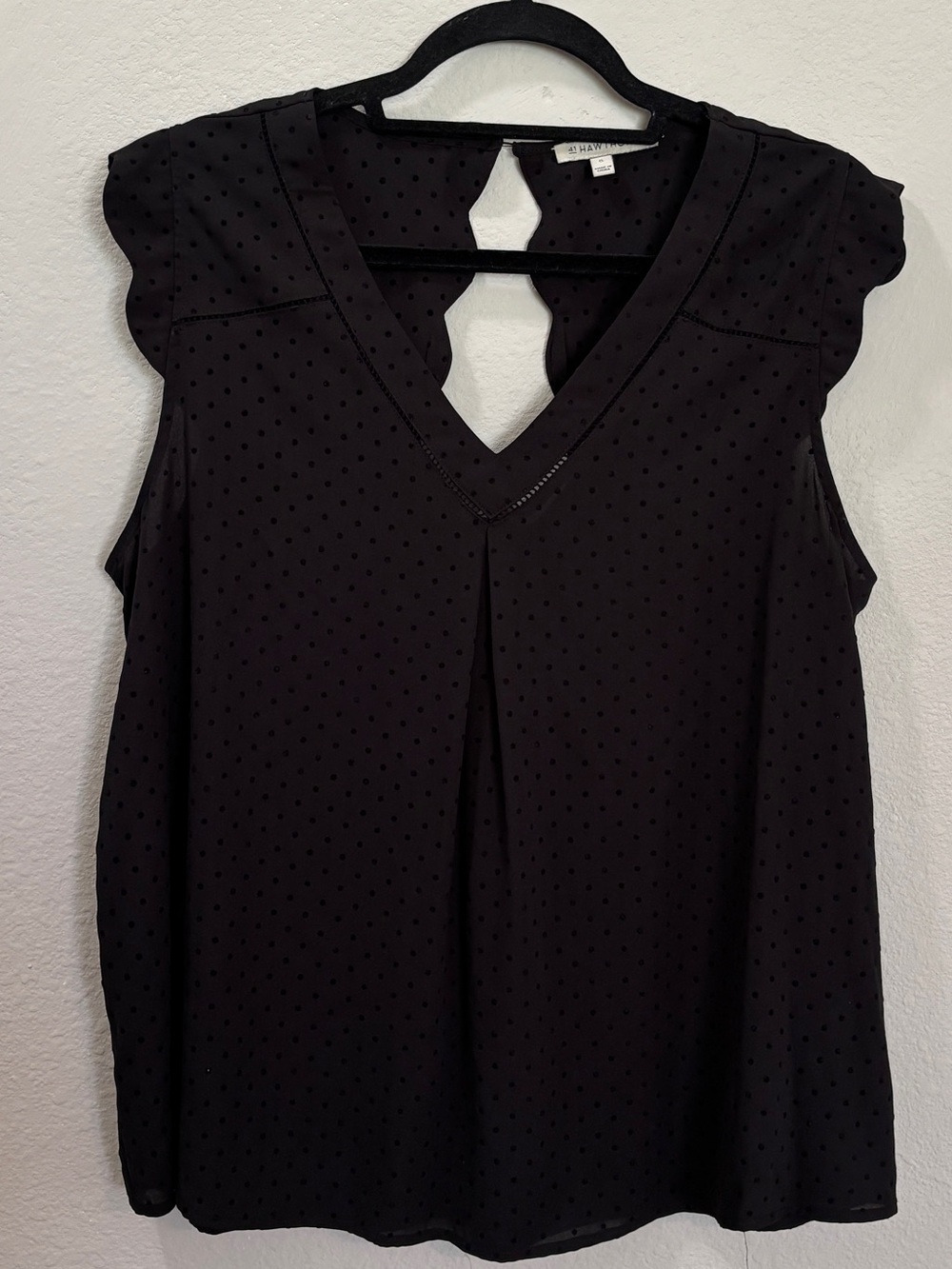 41 Hawthorn Black Swiss Dot Ruffle Keyhole Back Sleeveless Blouse Size XL